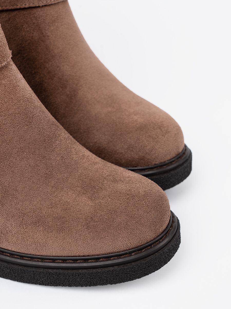 Botine bej elegante cu toc stabil