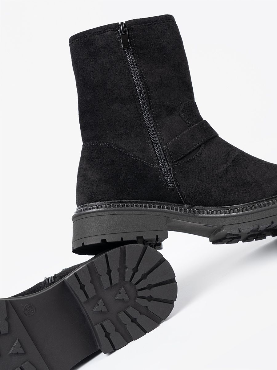 Botine negre moderne cu catarame argintii