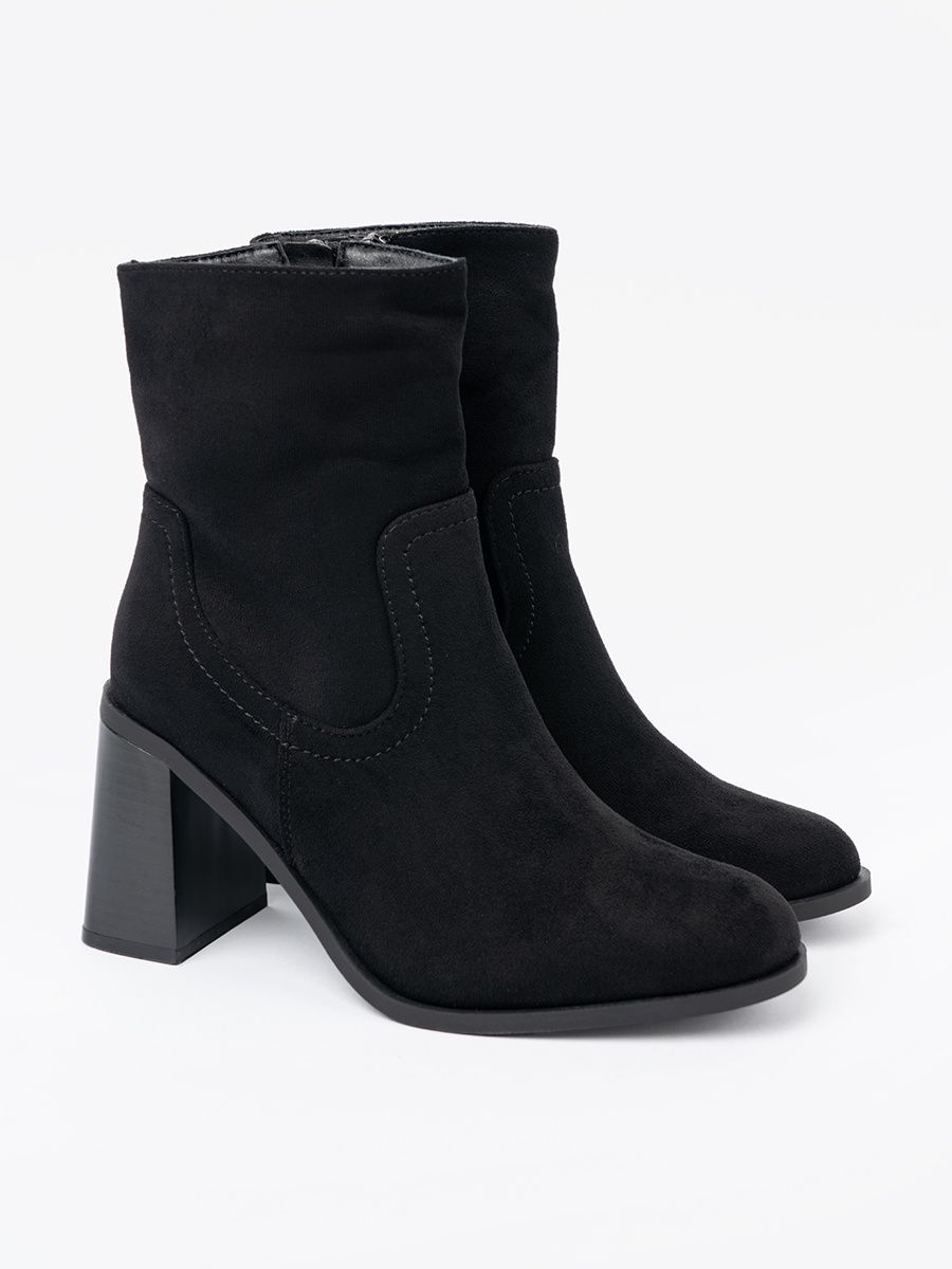 Botine negre cu toc