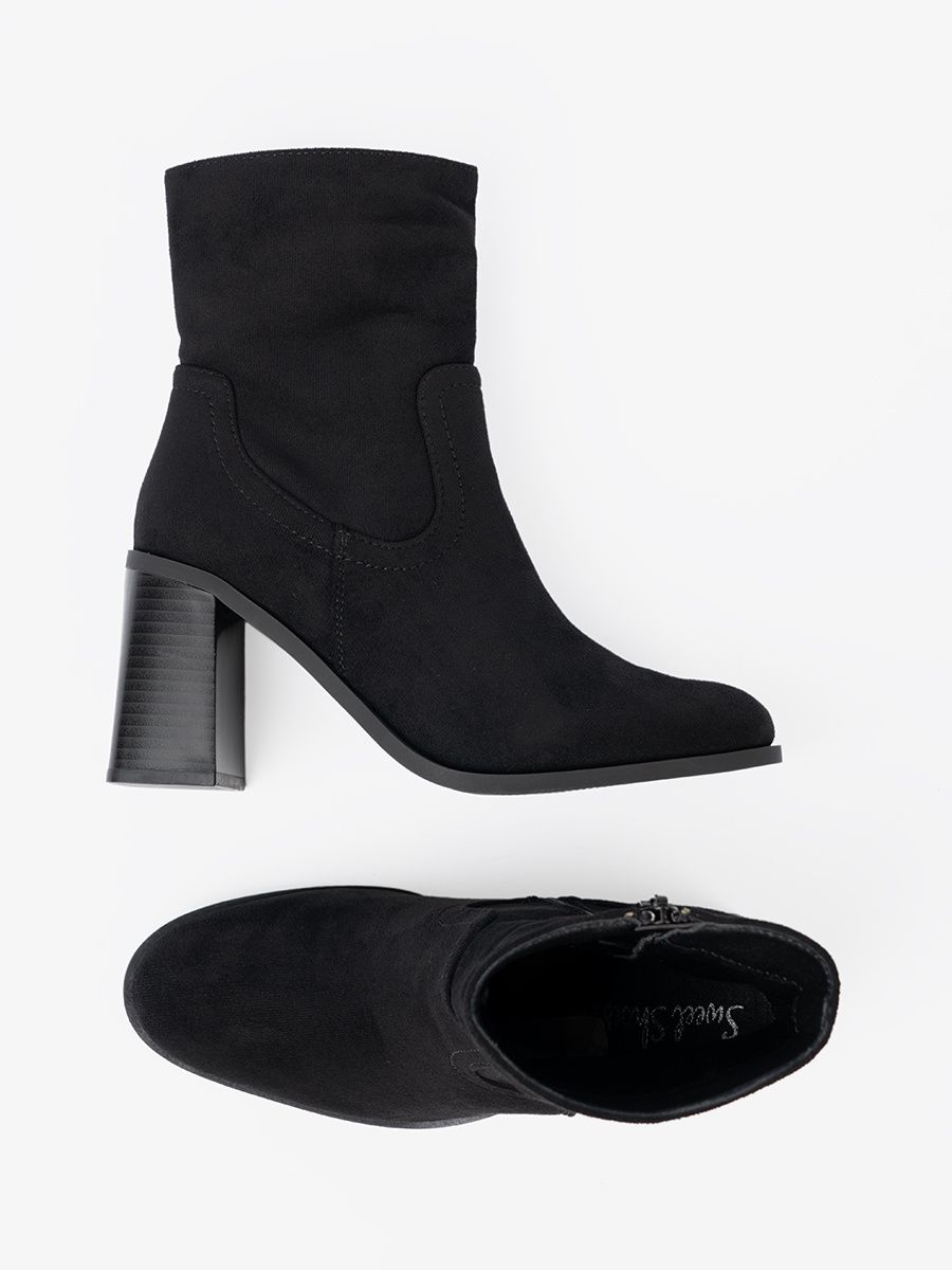 Botine negre cu toc