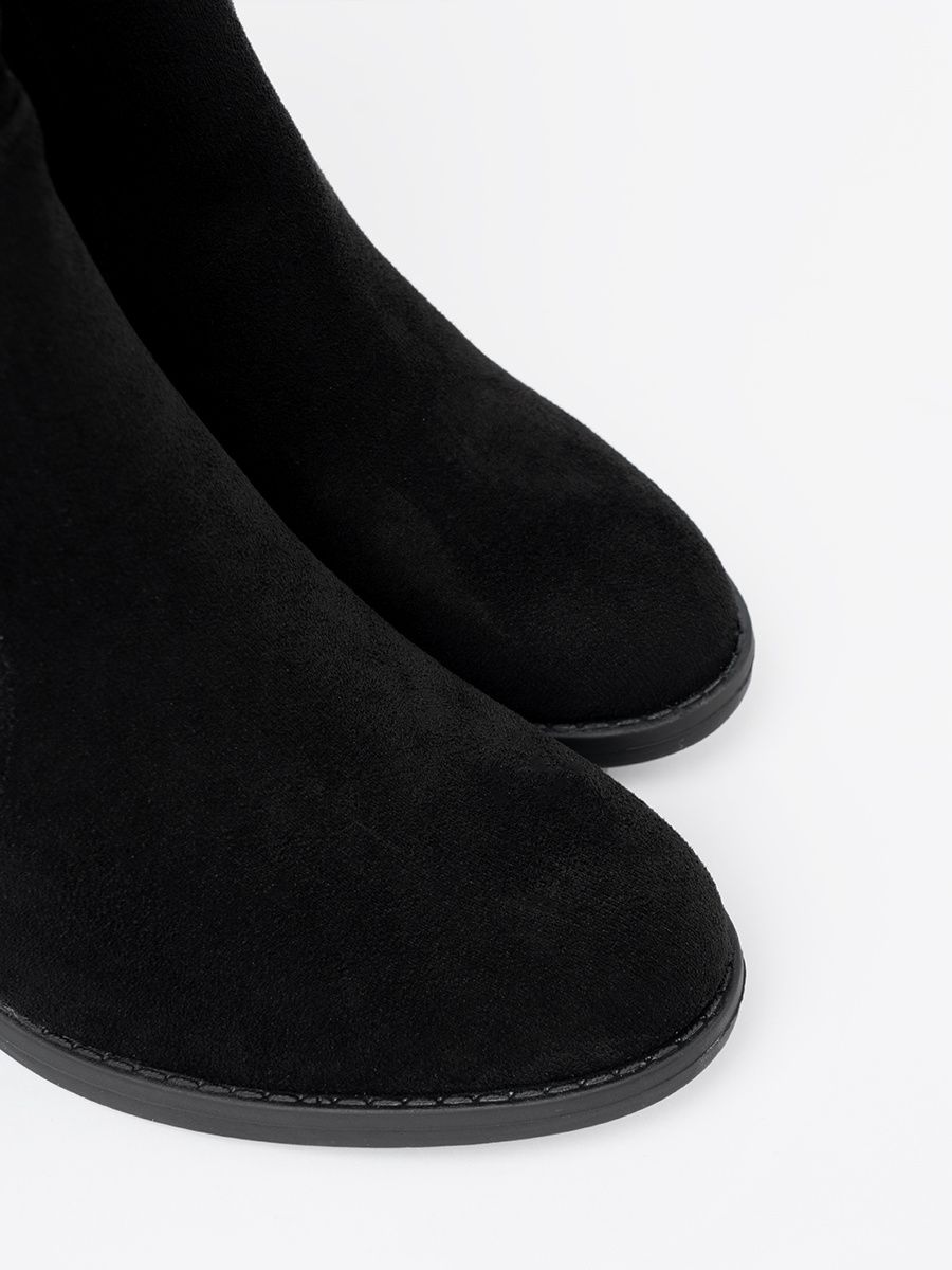 Botine elegante negre cu toc gros și guler plisat