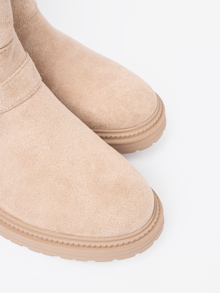 Botine bej elegante cu catarame decorative