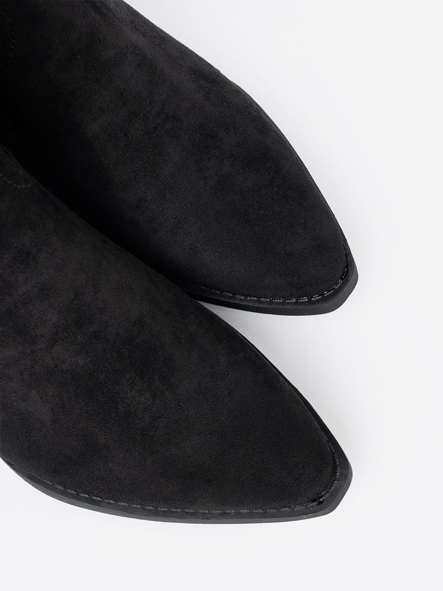 Botine negre cu croi clasic