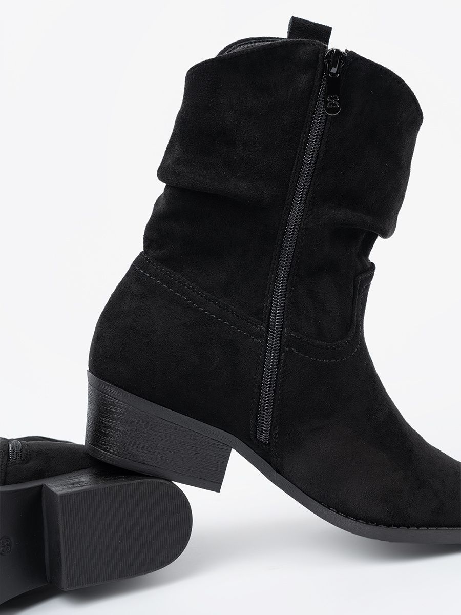 Botine negre cu croi clasic
