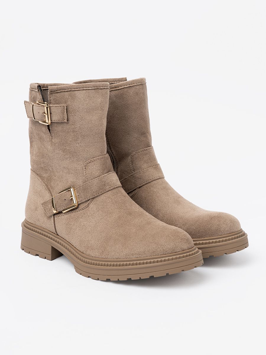Botine bej din velur cu catarame decorative