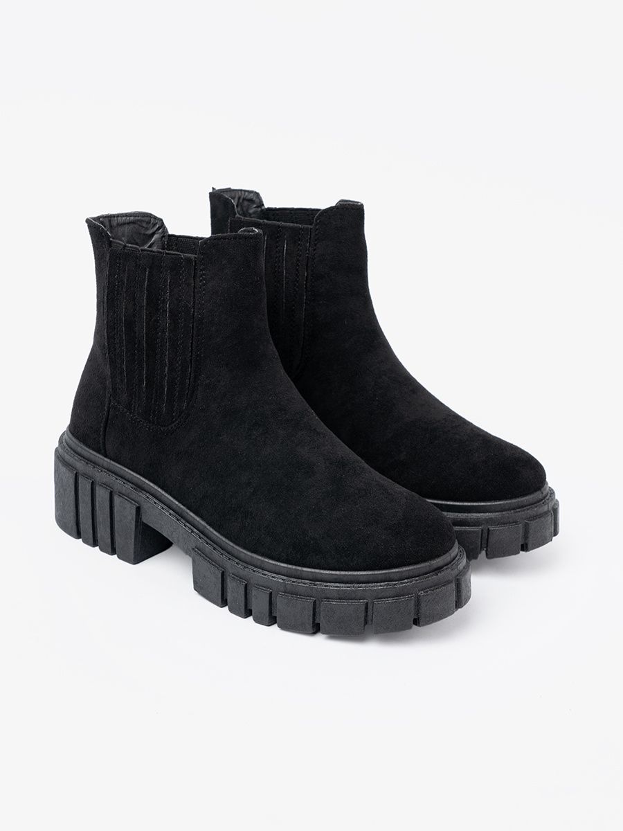 Botine negre stilate pe platformă
