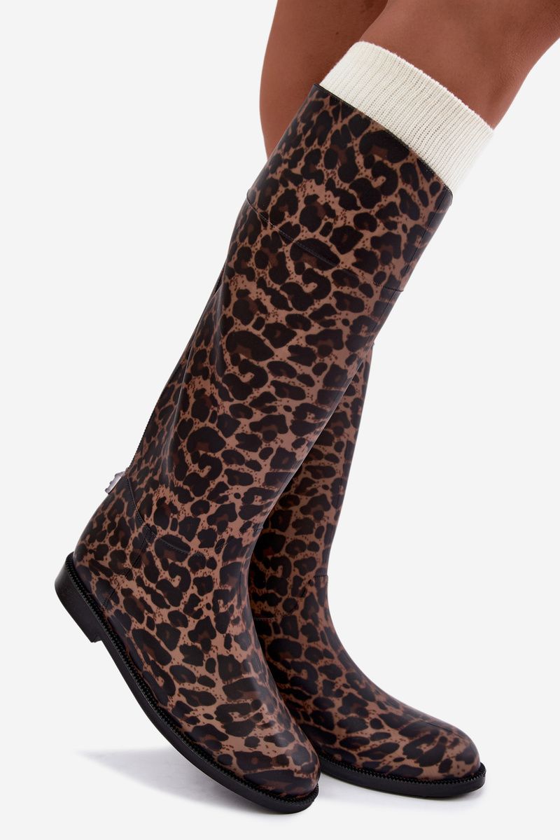 Cizme de cauciuc înalte maro cu toc plat și imprimeu animal print