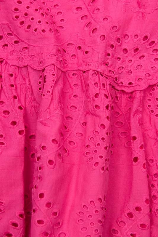 Rochie fuchsia cu broderie perforată