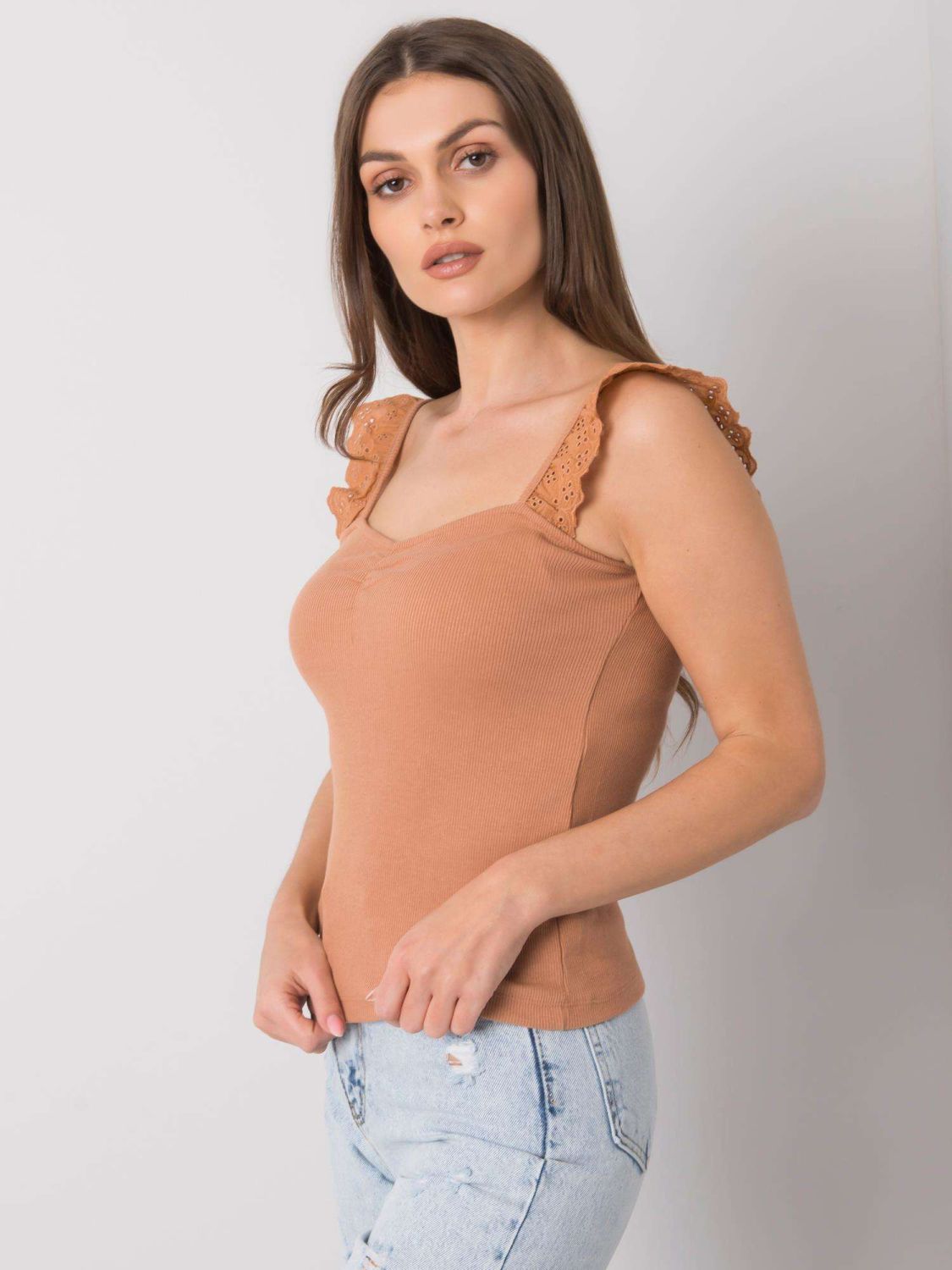 Top din bumbac bej cu model în dungi