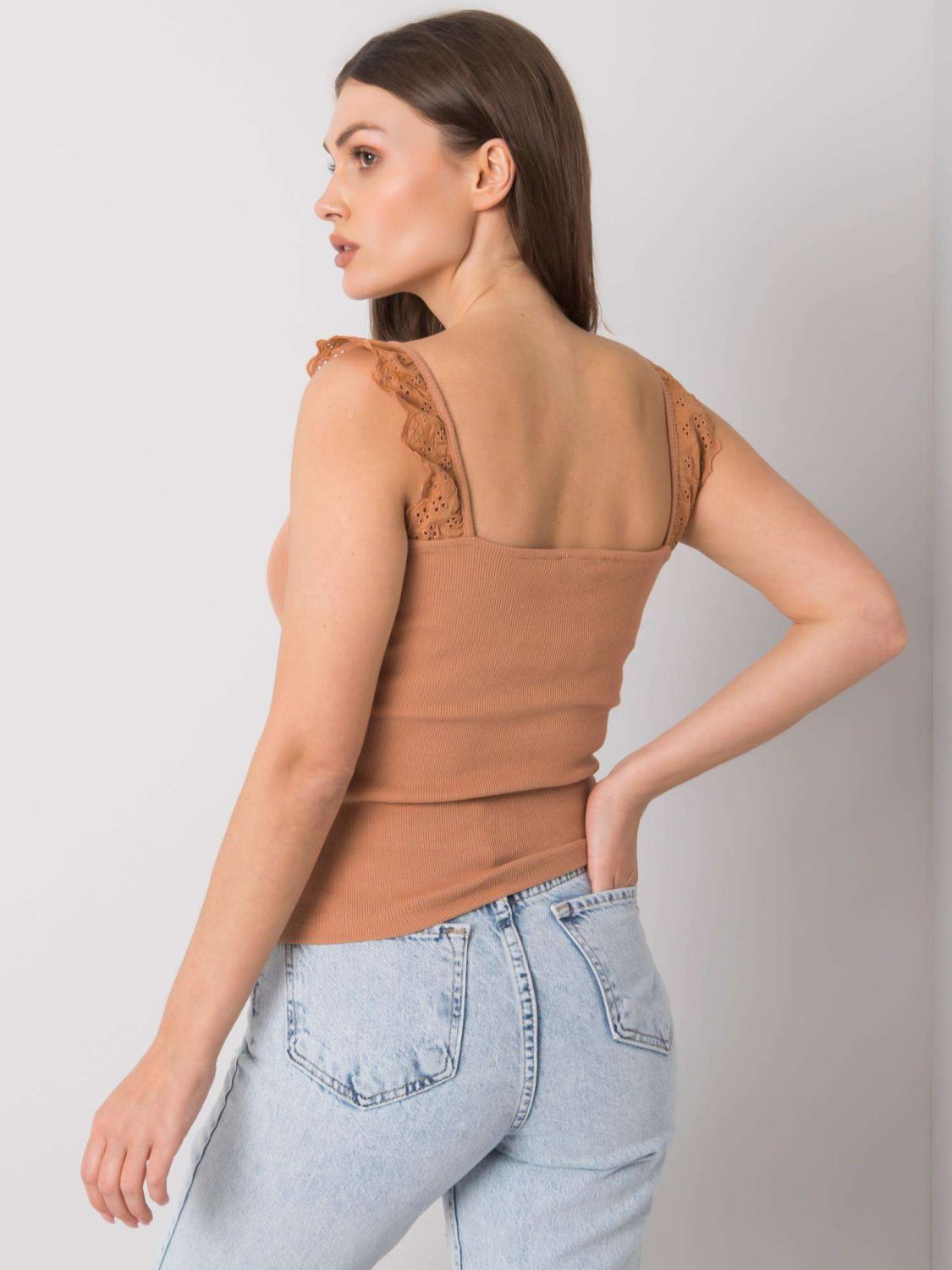 Top din bumbac bej cu model în dungi