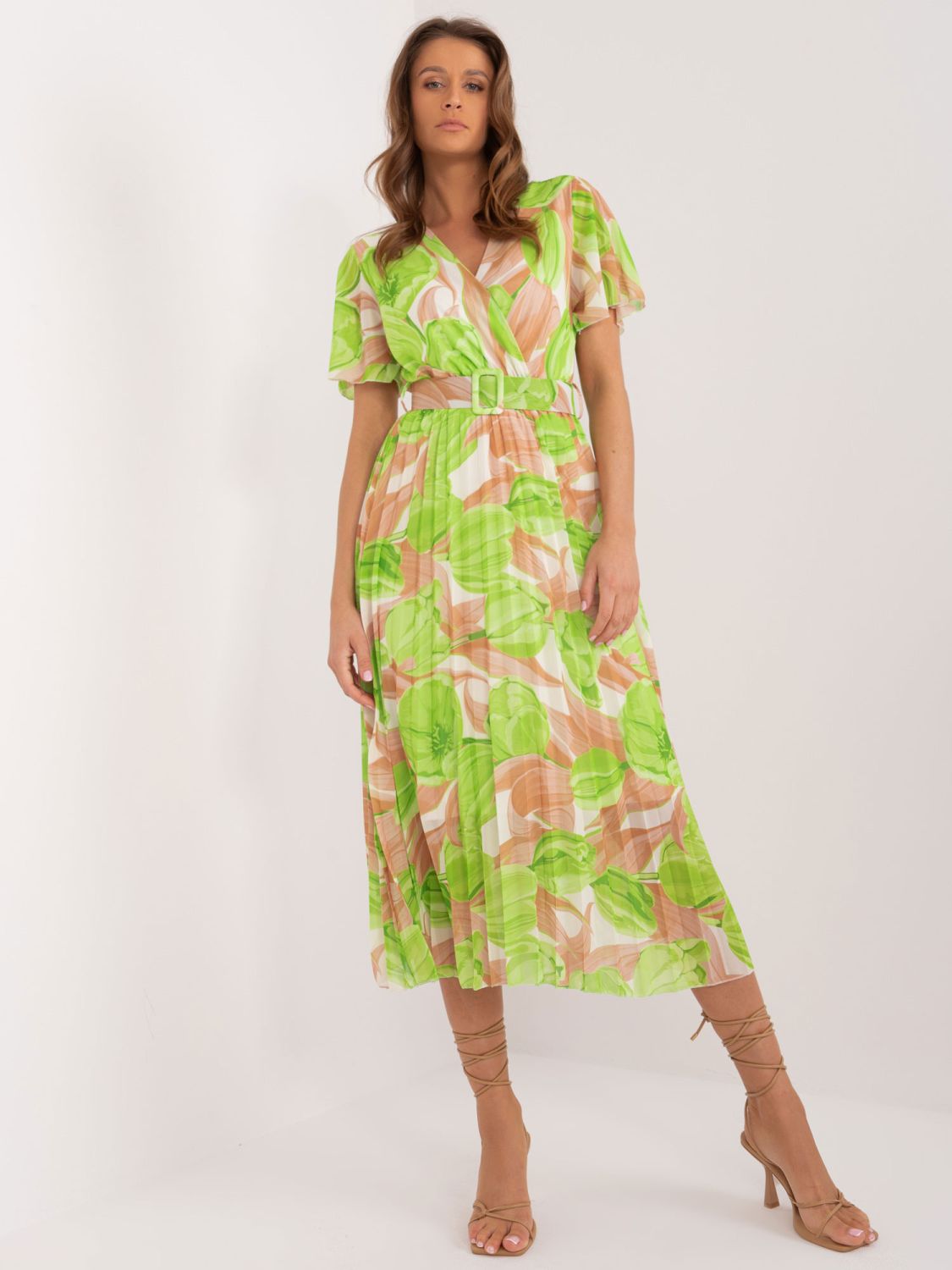 Rochie midi cu flori în verde deschis