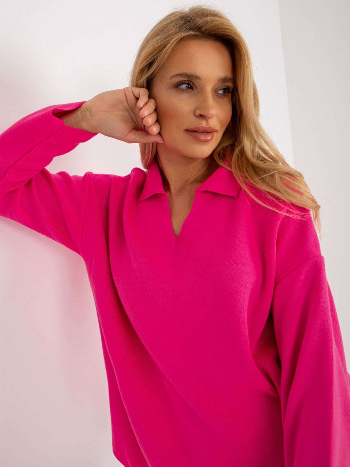 Pulover oversize roz fluorescent cu guler RUE PARIS