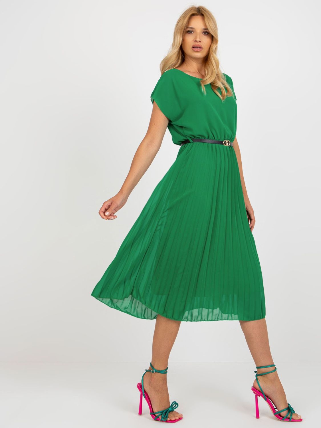 Rochie plisată verde închis cu mâneci scurte