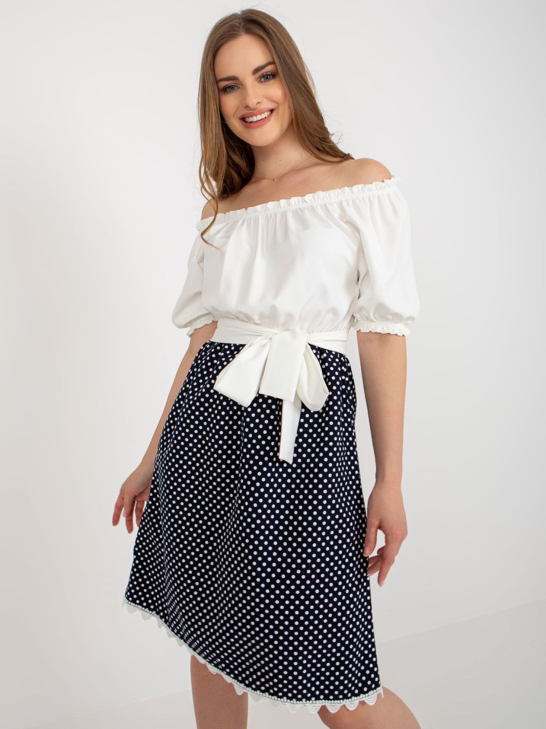 Rochie cocktail ecru-albastră cu curea