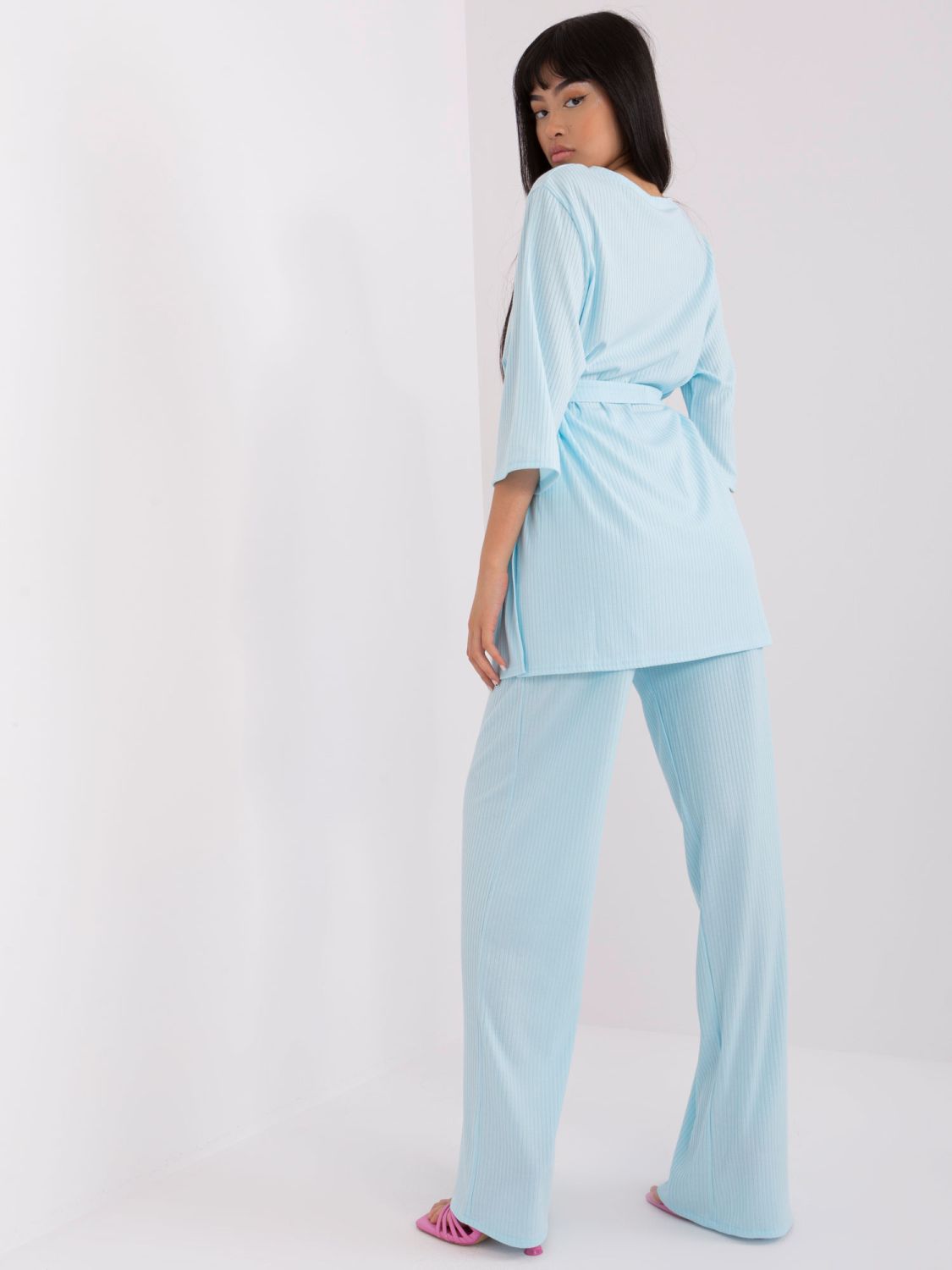 Compleu casual bleu deschis cu bluză oversized