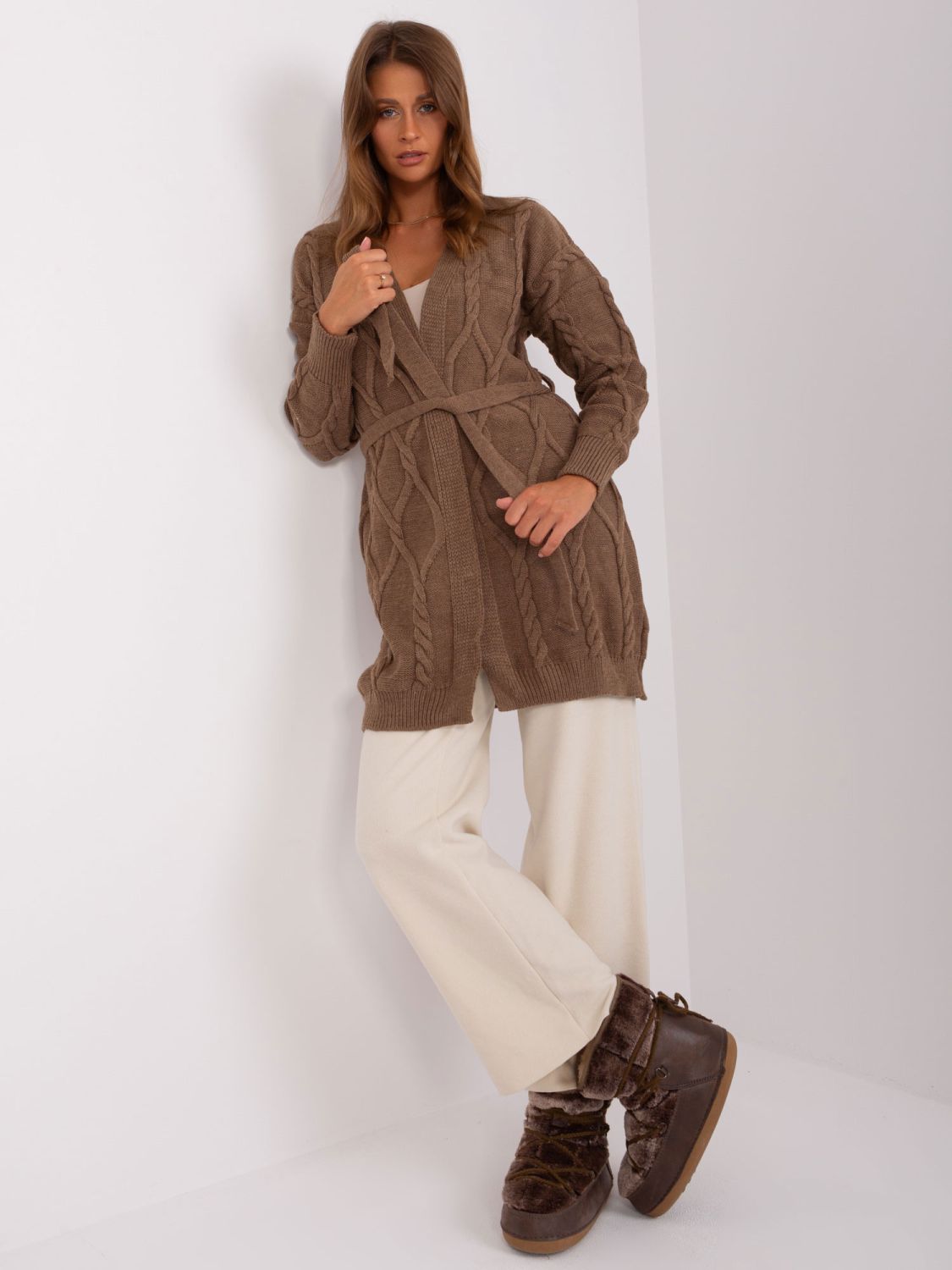 Cardigan maro cu curea