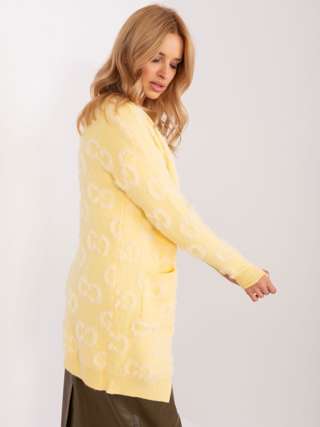 Cardigan galben deschis cu buzunare