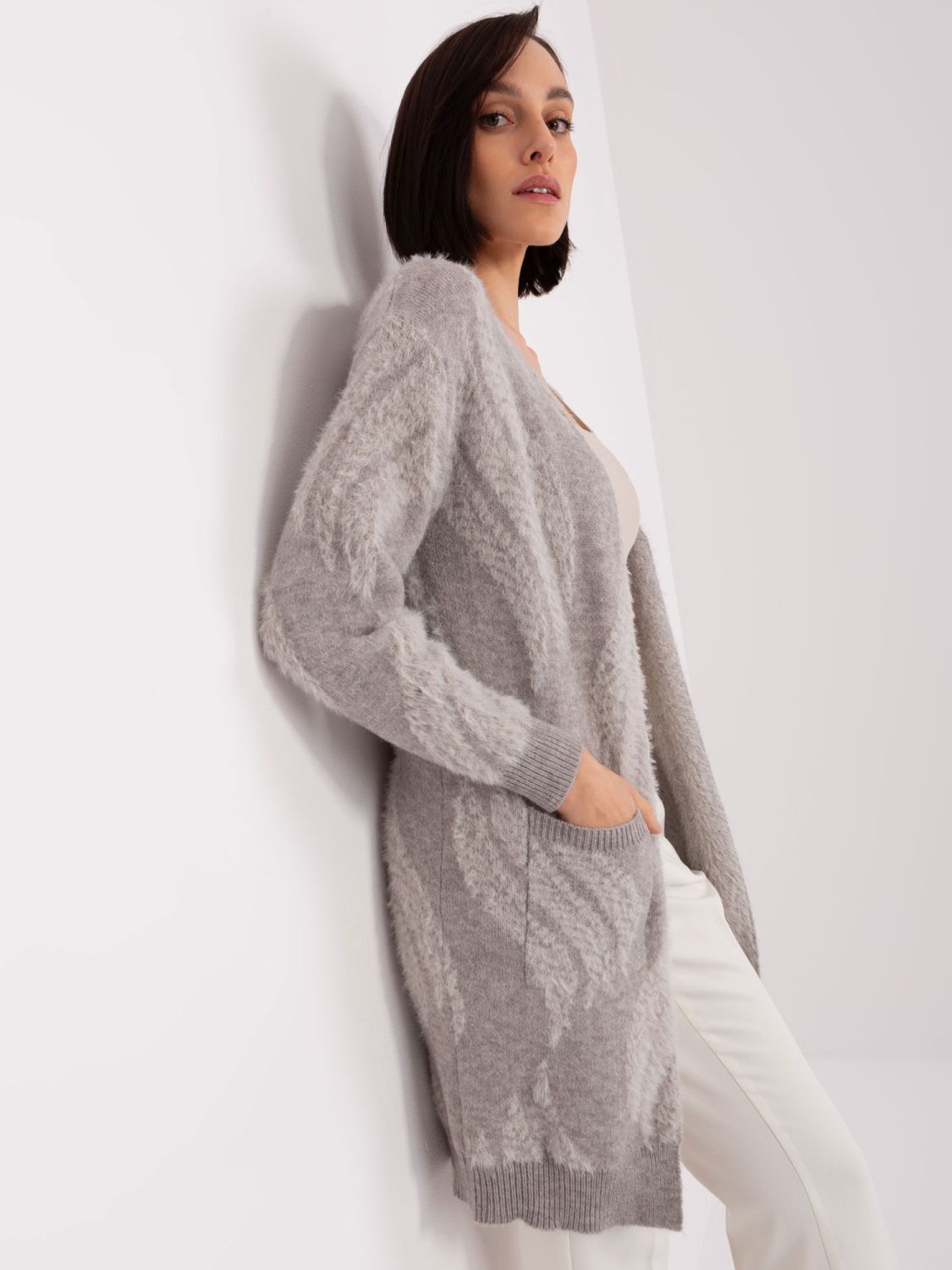 Cardigan moale gri cu model