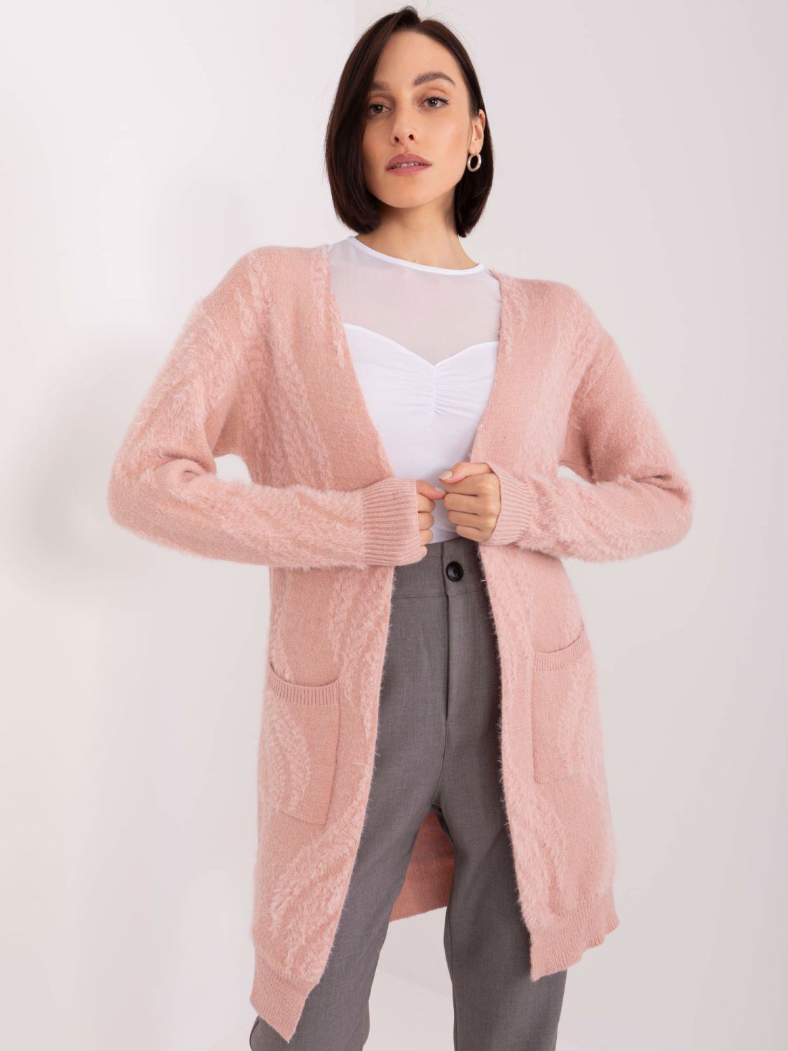 Cardigan roz deschis cu buzunare