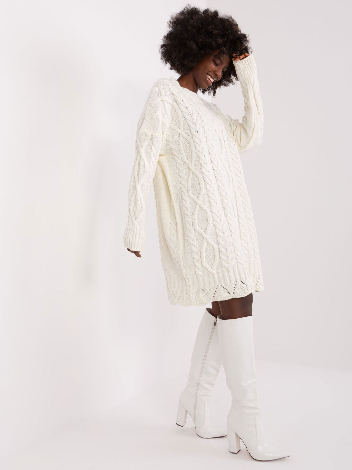 Rochie midi elegantă în ecru