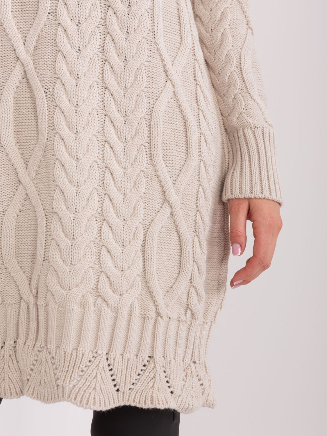 Rochie midi bej cu mâneci lungi