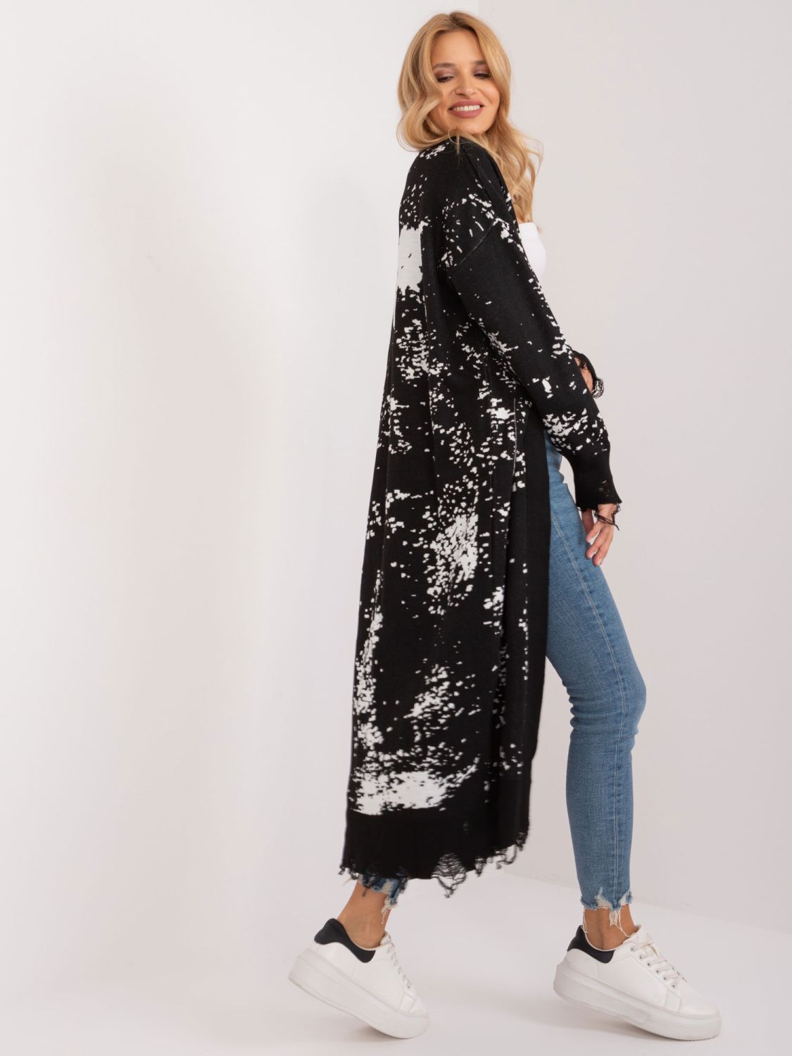 Cardigan negru elegant cu mâneci lungi