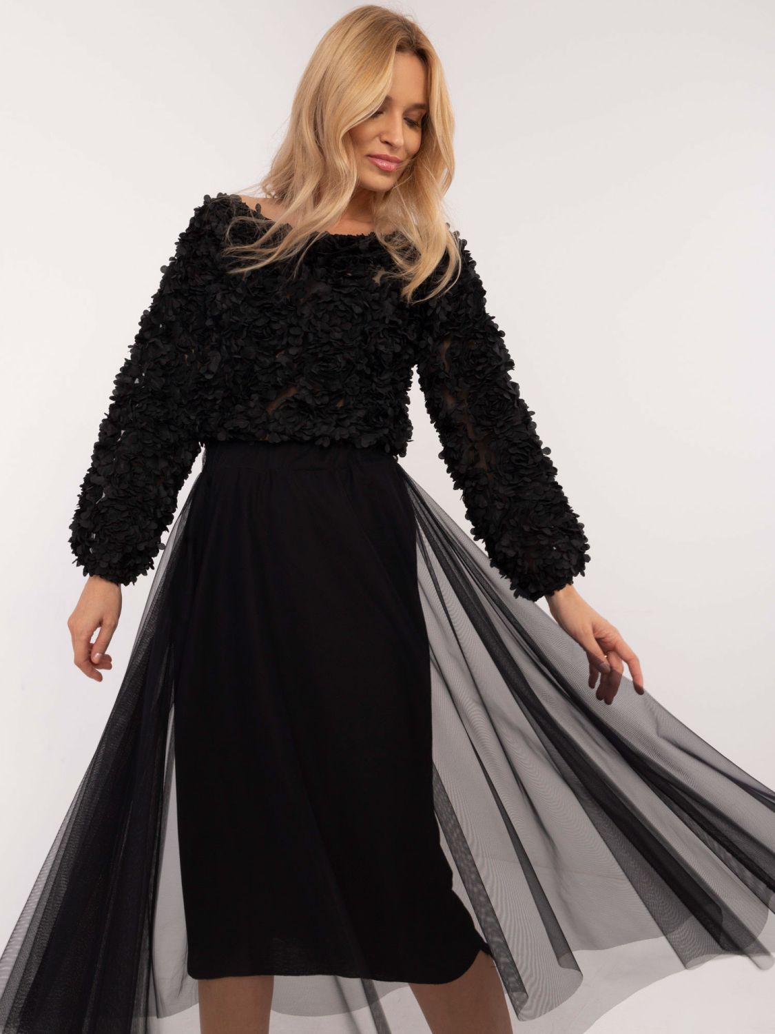 Fustă midi elegantă neagră