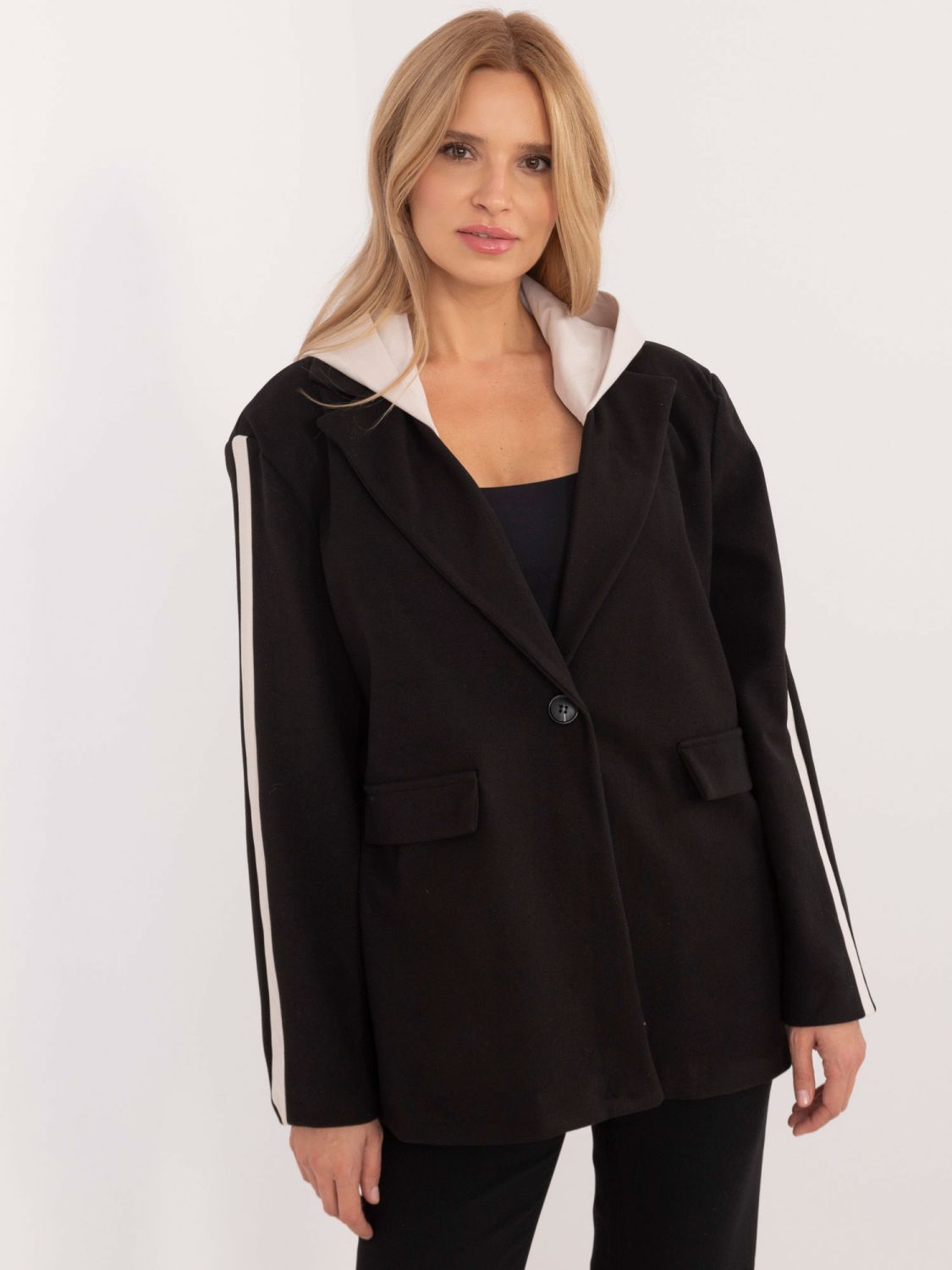 Sacou elegant negru cu glugă detașabilă