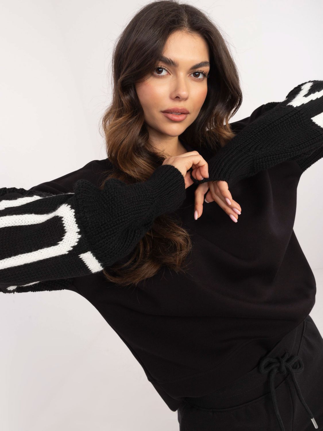 Hanorac negru elegant