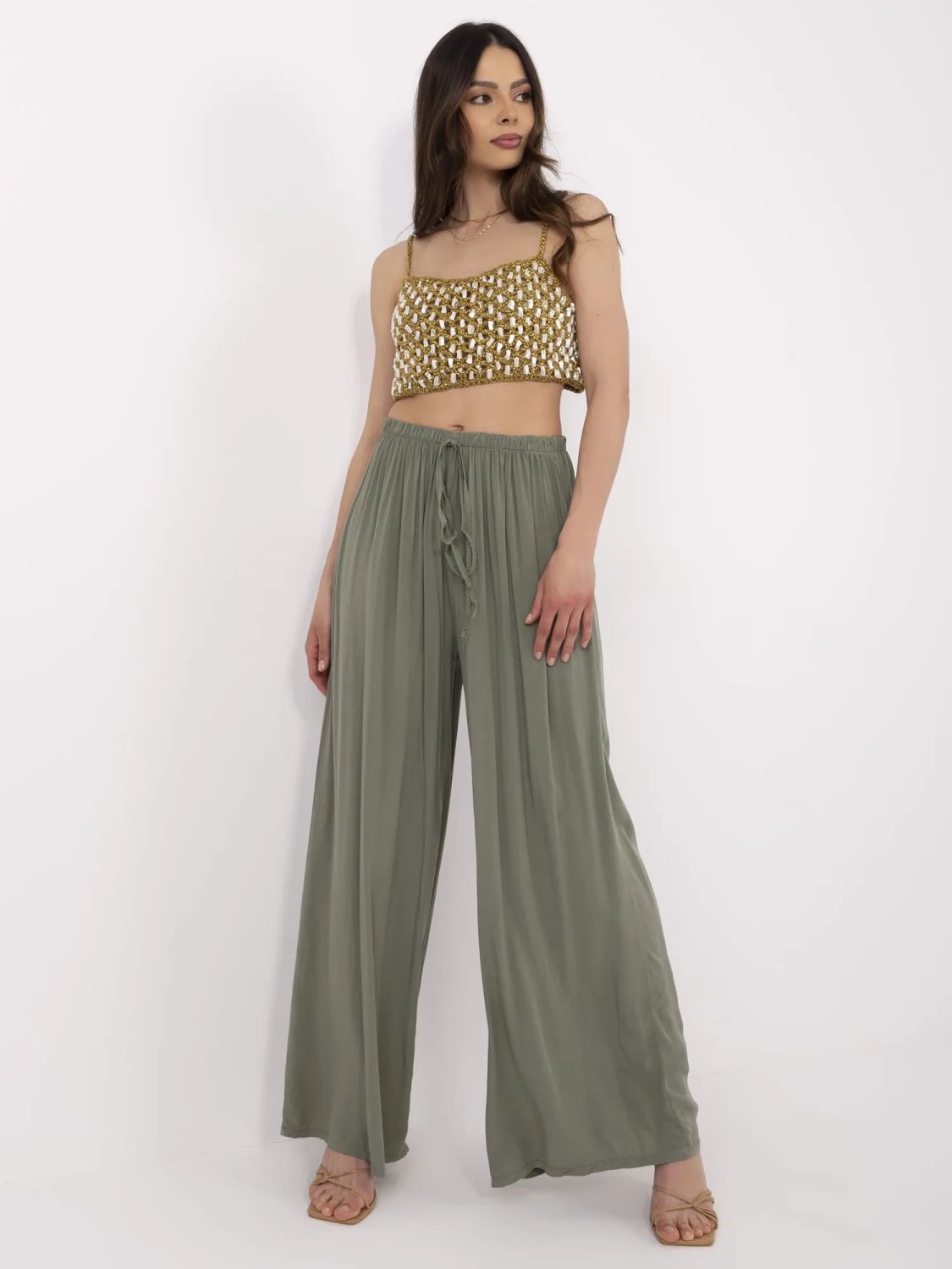 Pantaloni khaki stilati cu talie înaltă