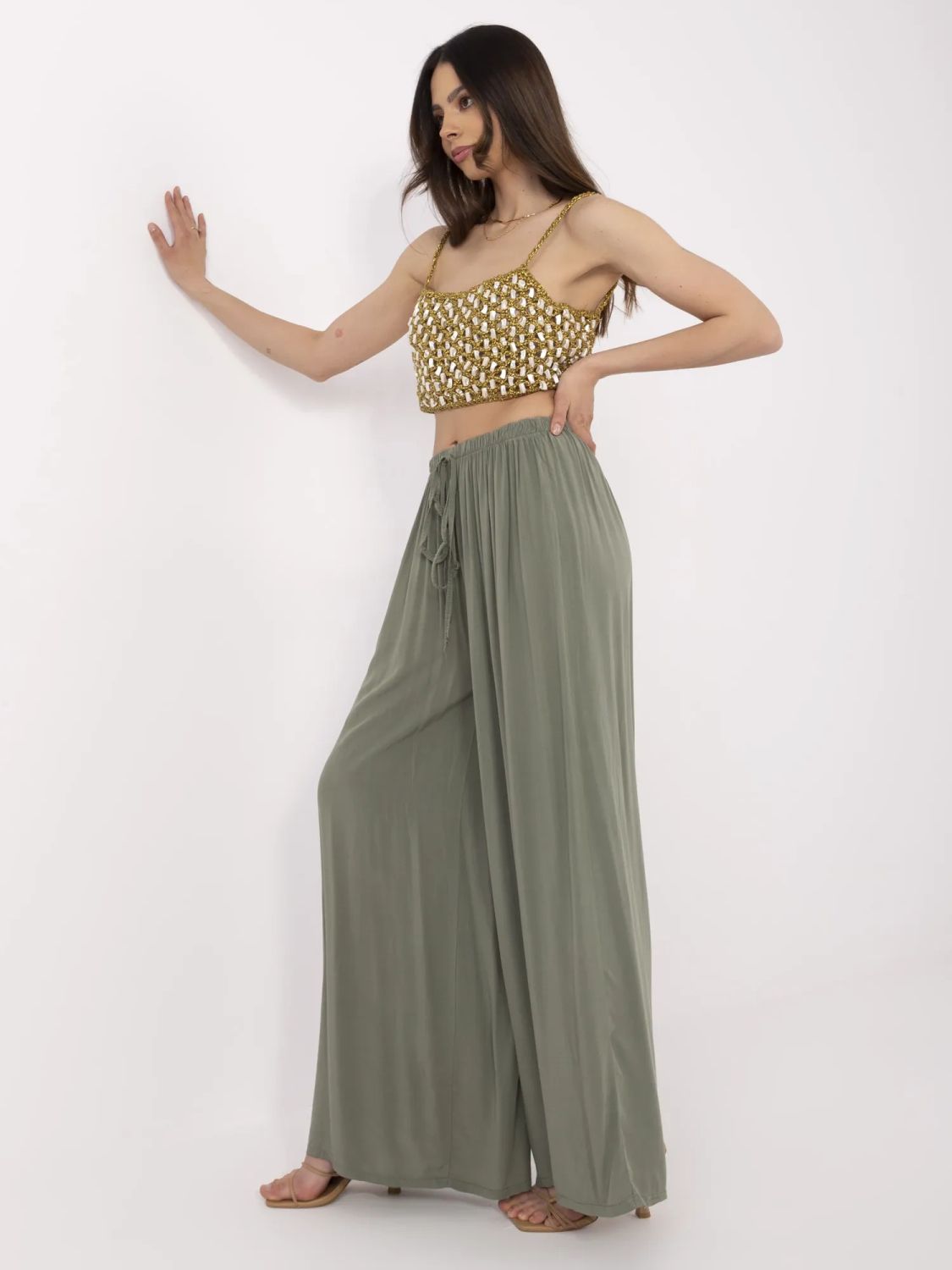 Pantaloni khaki stilati cu talie înaltă