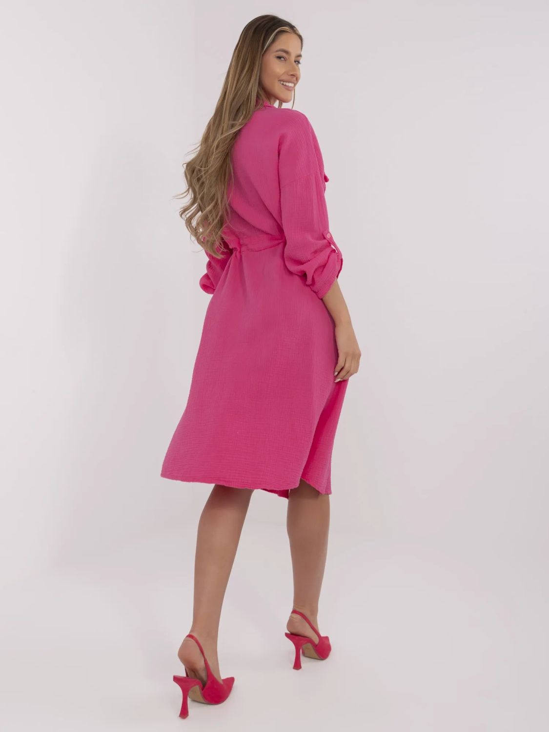 Rochie midi elegantă cu mâneci lungi