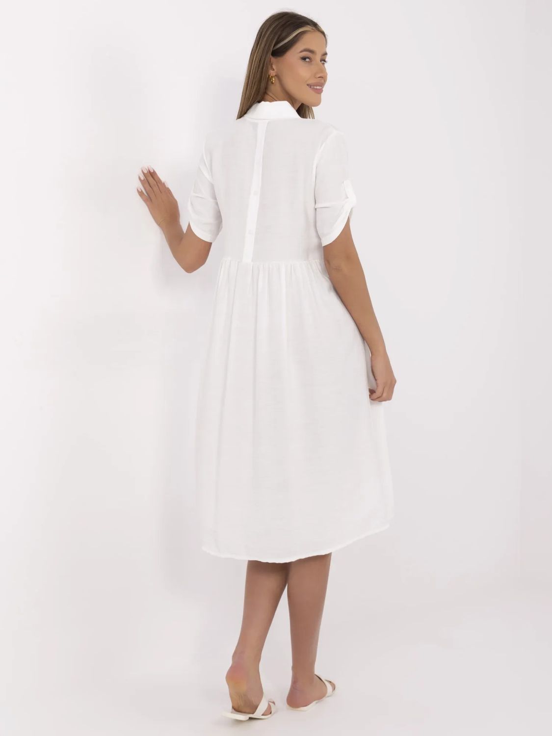 Rochie elegantă evazată în ecru