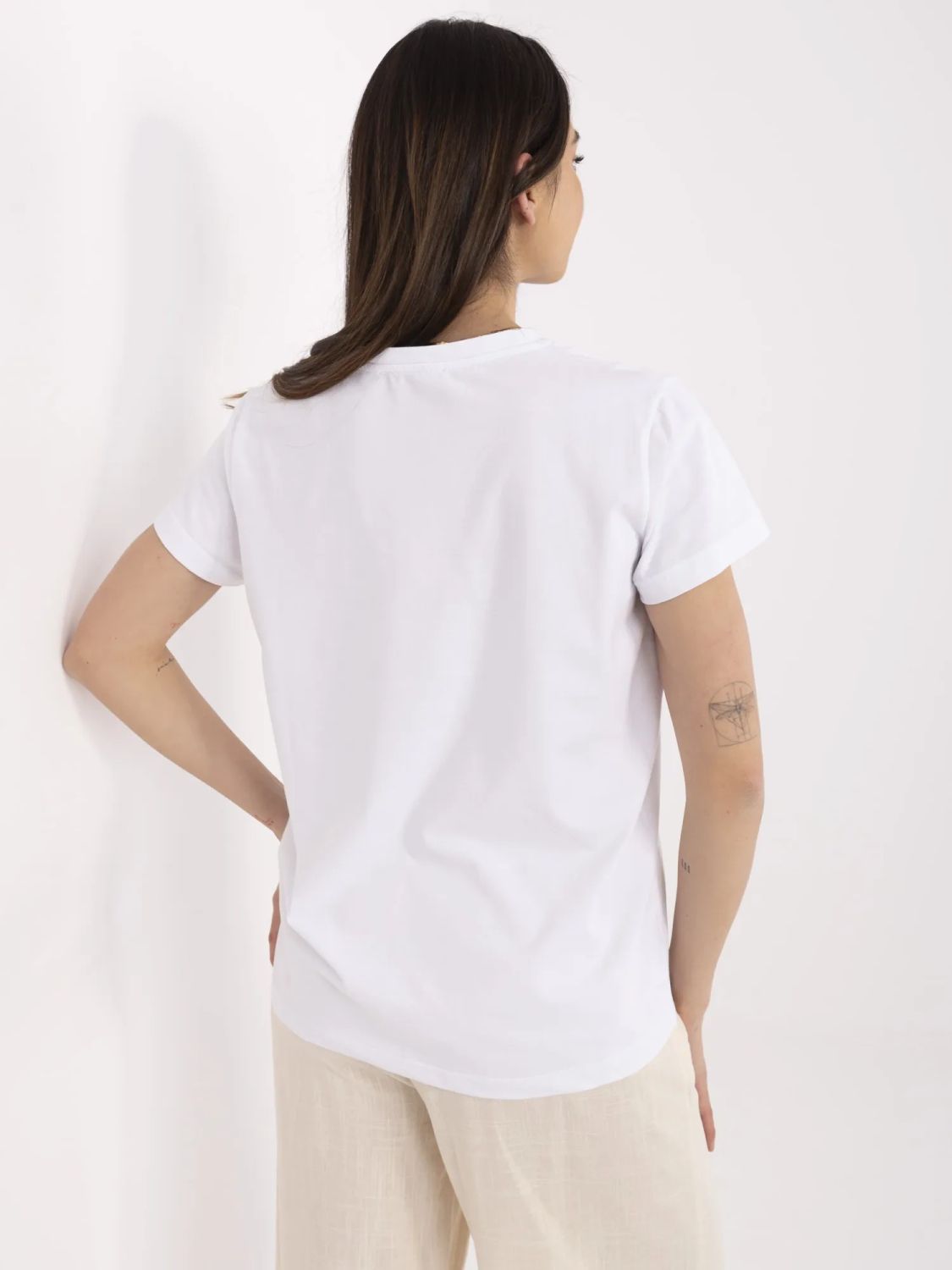 Tricou alb cu mânecă scurtă