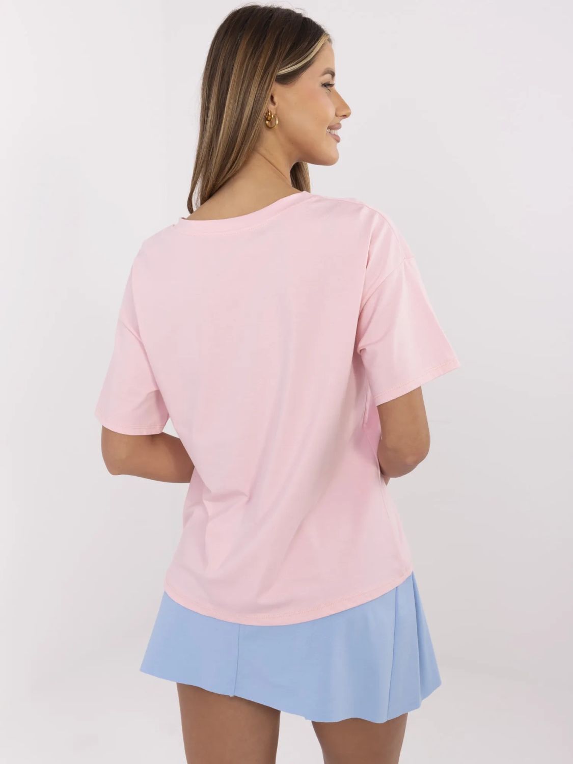 Tricou stilat cu mânecă scurtă în roz deschis