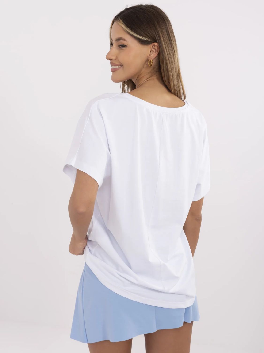 Tricou alb cu mânecă scurtă