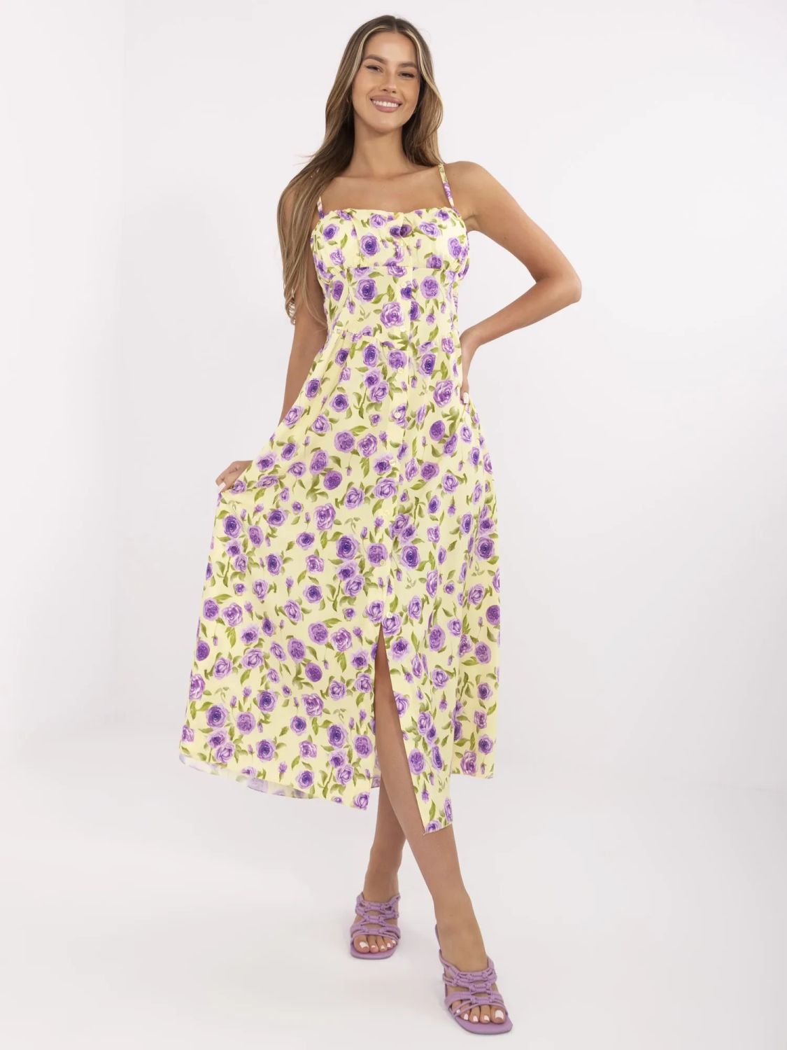 Rochie midi cu flori și bretele