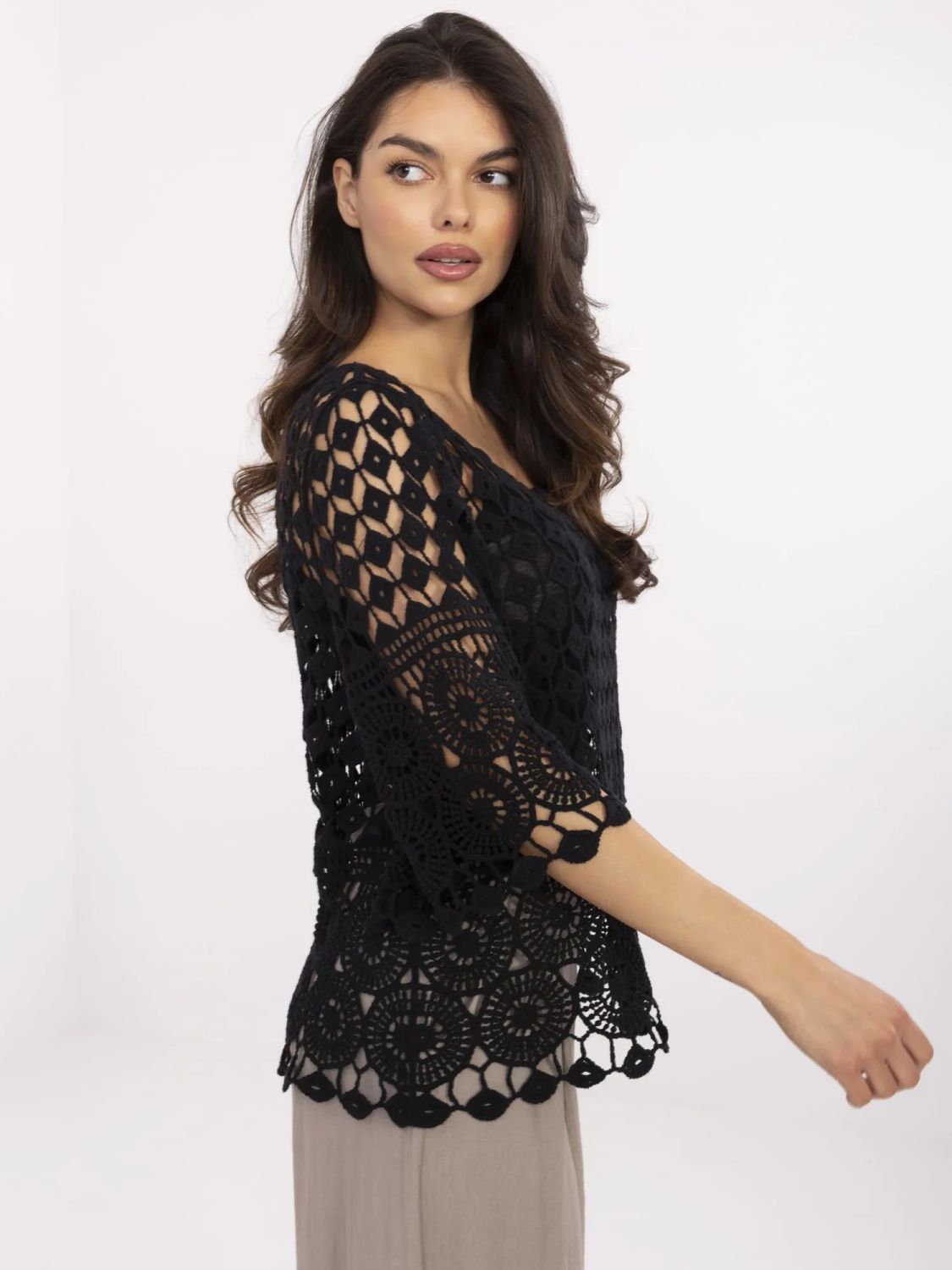 Bluză neagră elegantă cu mânecă 3/4