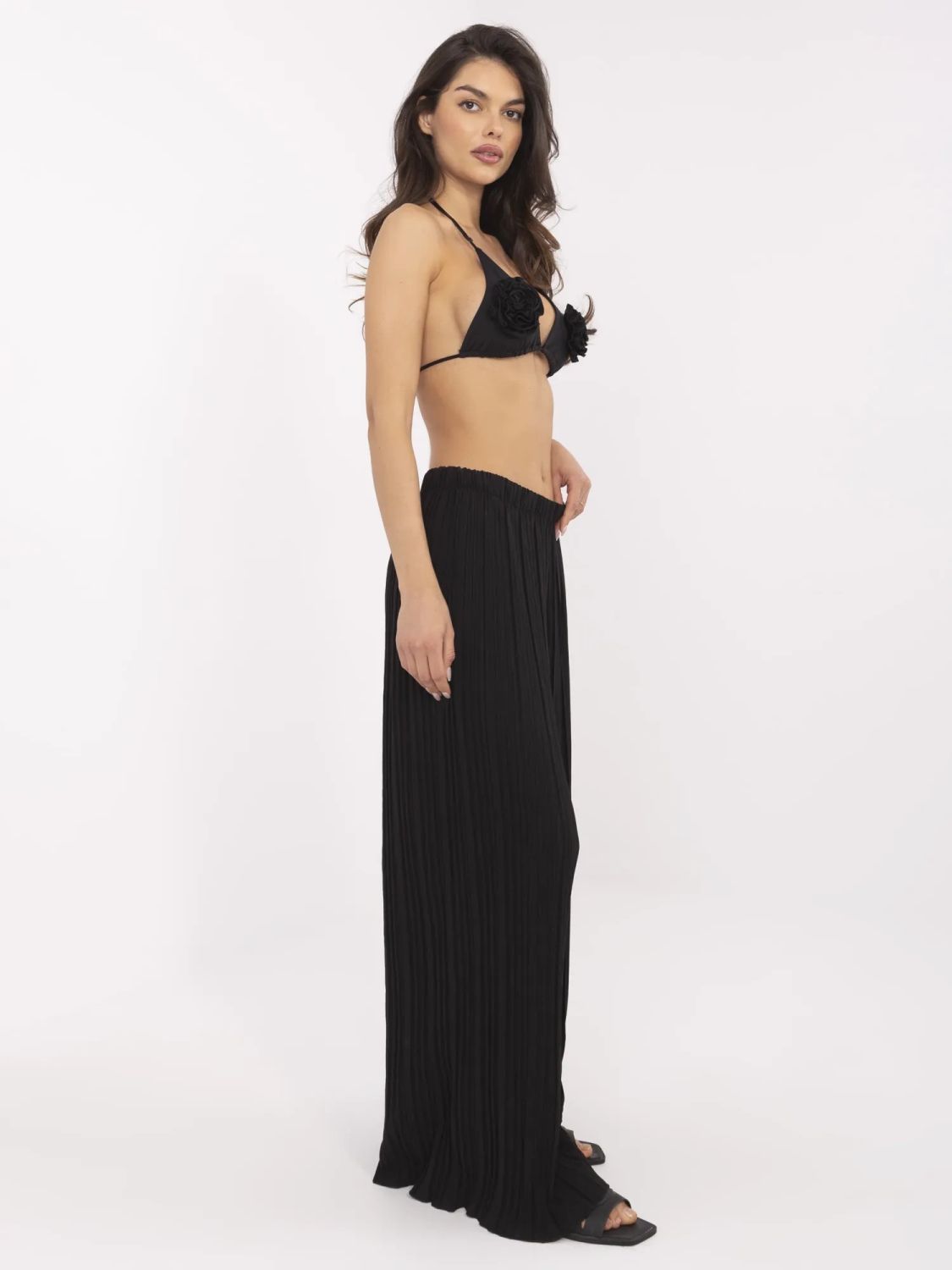 Pantaloni negri stilati