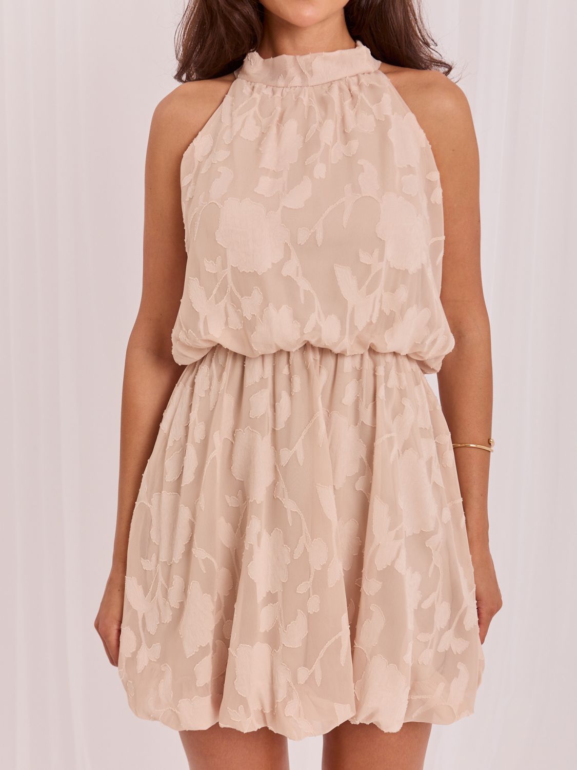 Rochie mini bej evazată
