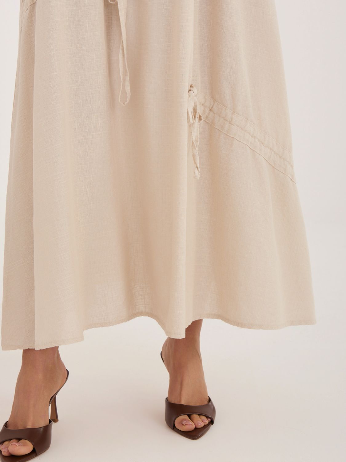 Fustă midi bej cu cordon