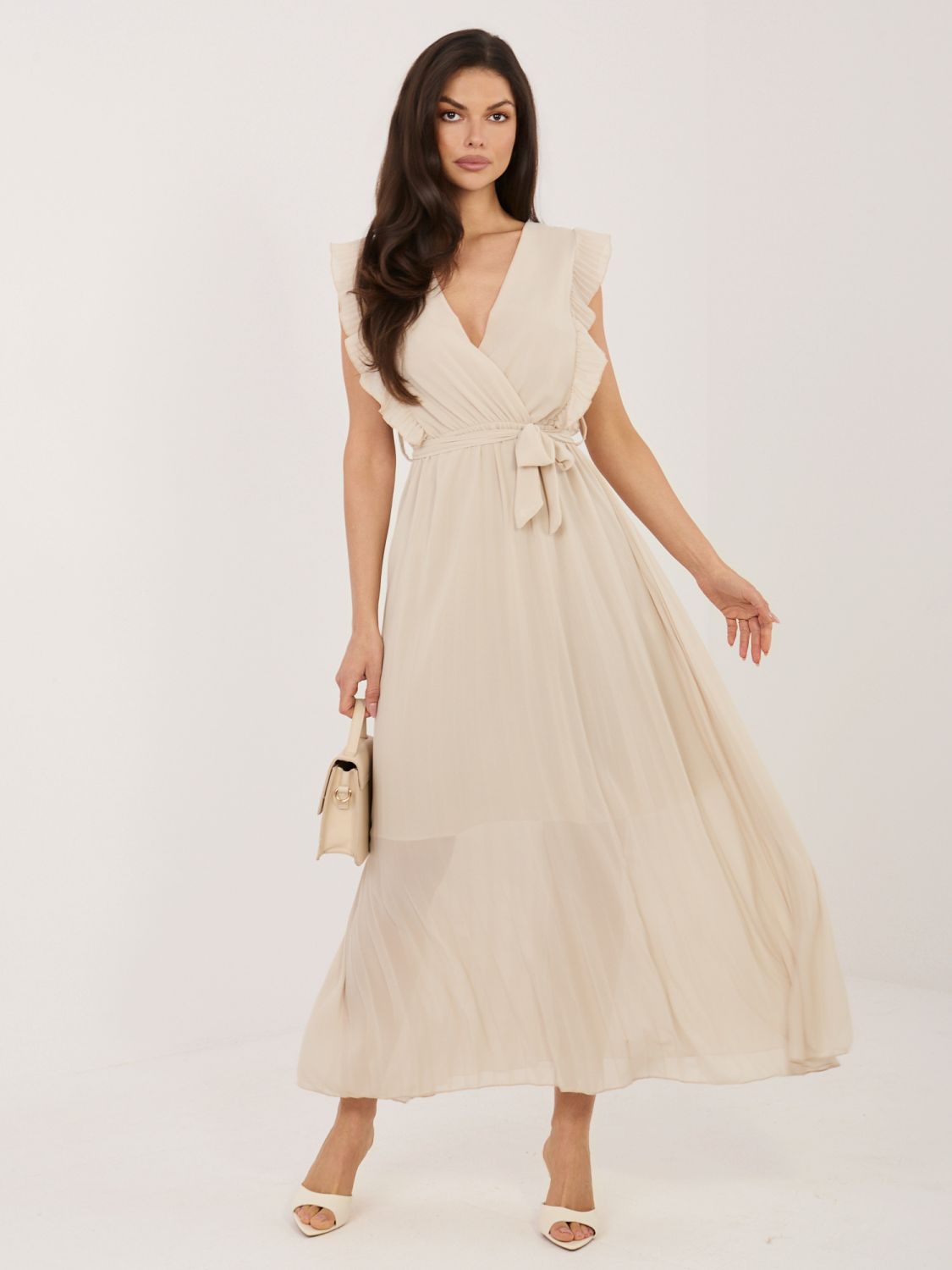 Rochie midi bej evazată cu curea