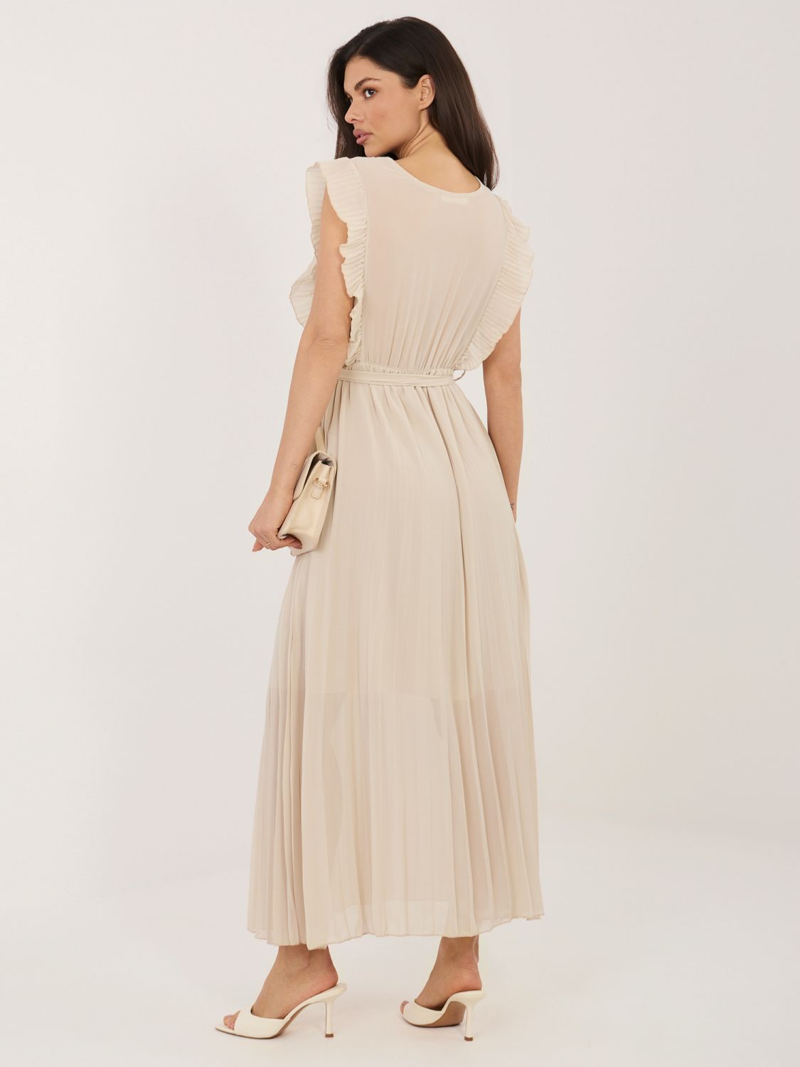 Rochie midi bej evazată cu curea