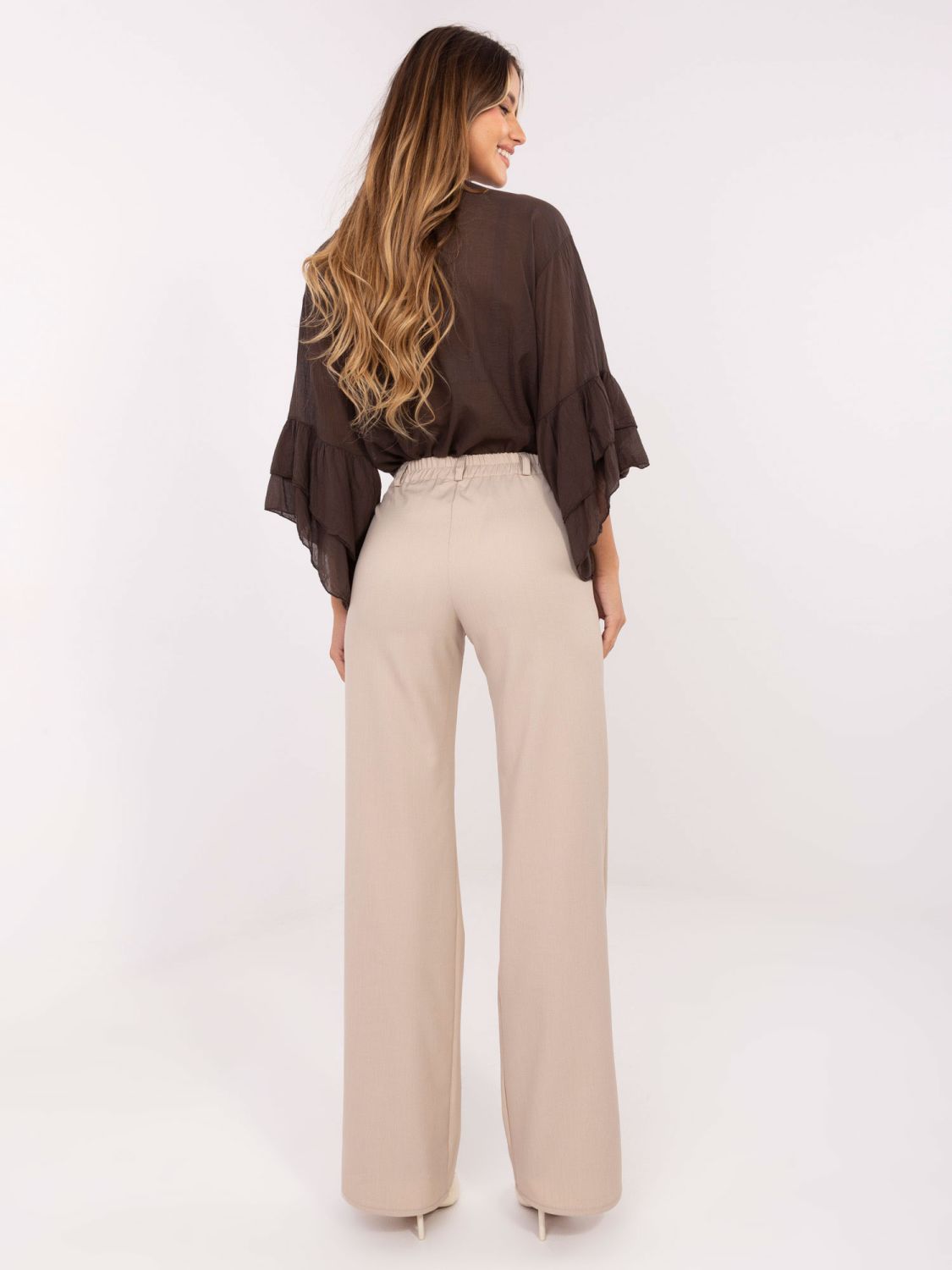 Pantaloni bej eleganți, largi, din bumbac