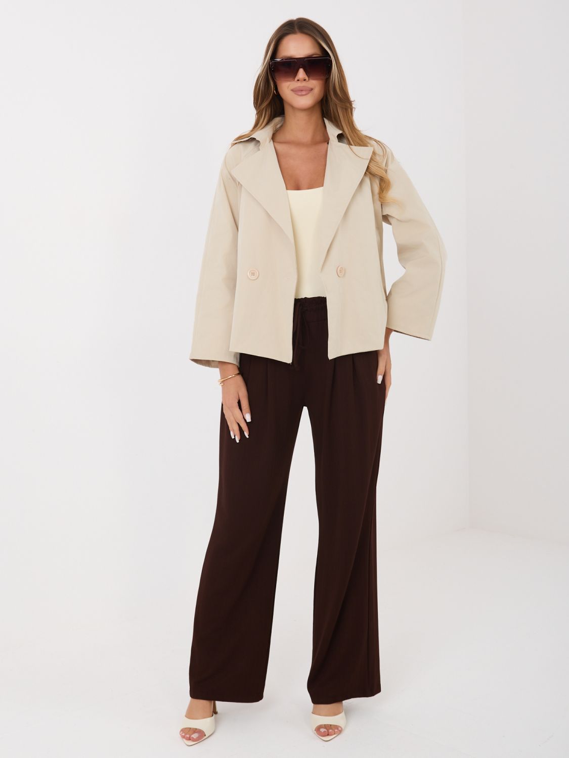 Palton scurt bej de tranziție cu căptușeală