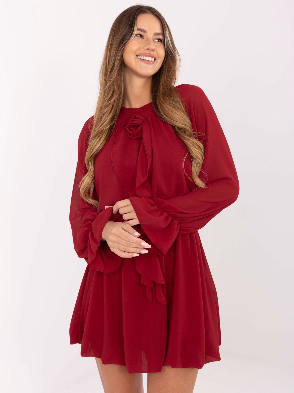 Rochie mini bordo evazată cu volan