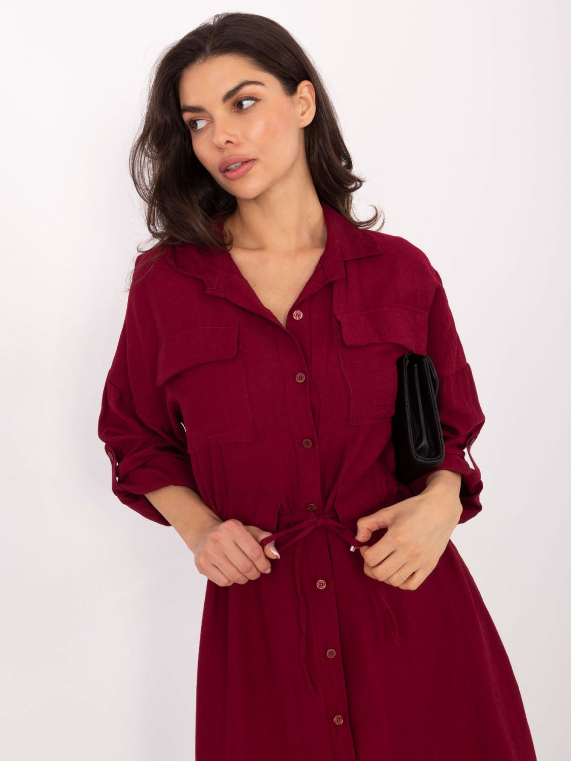 Rochie midi bordo evazată cu guler