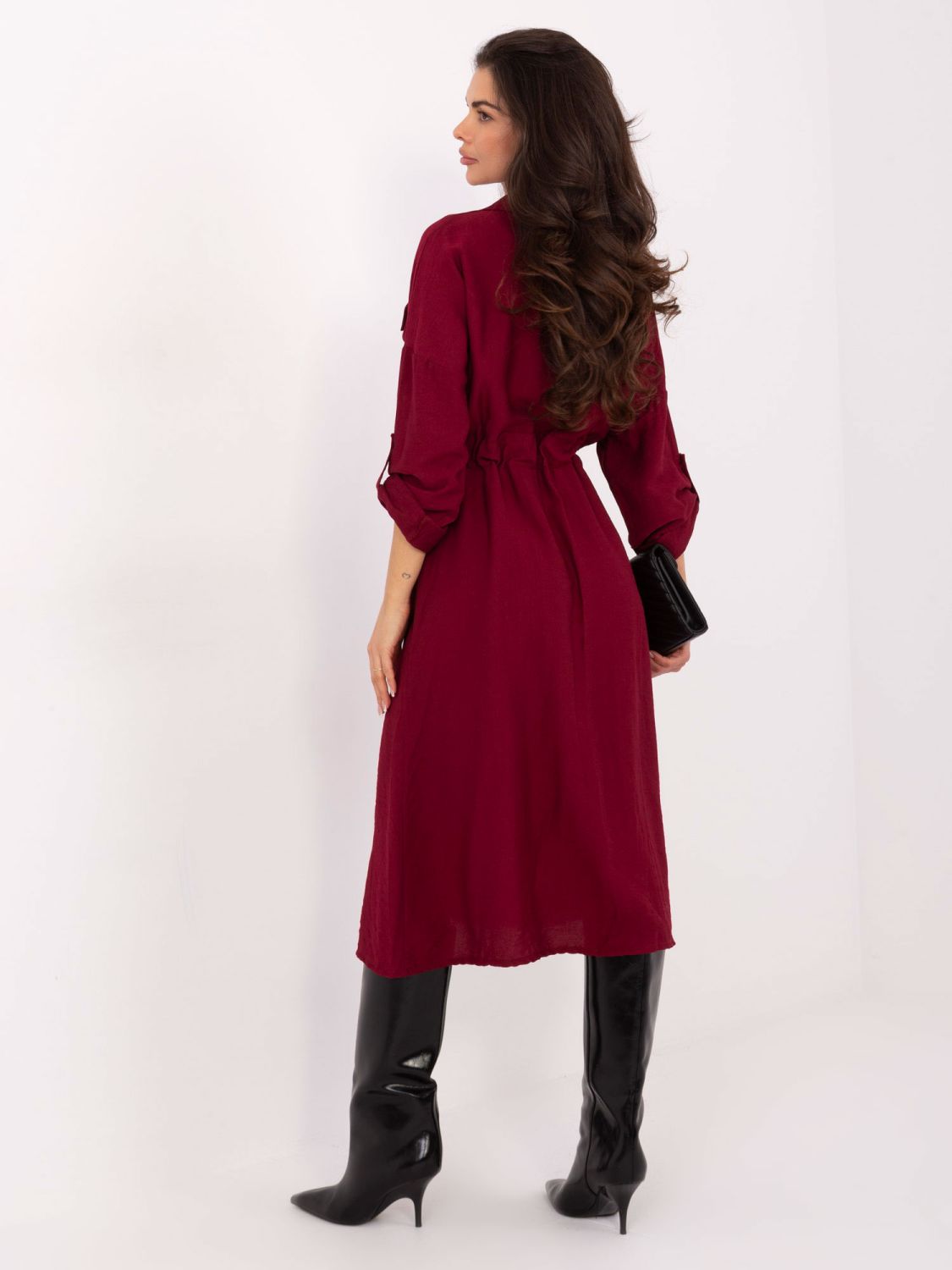 Rochie midi bordo evazată cu guler