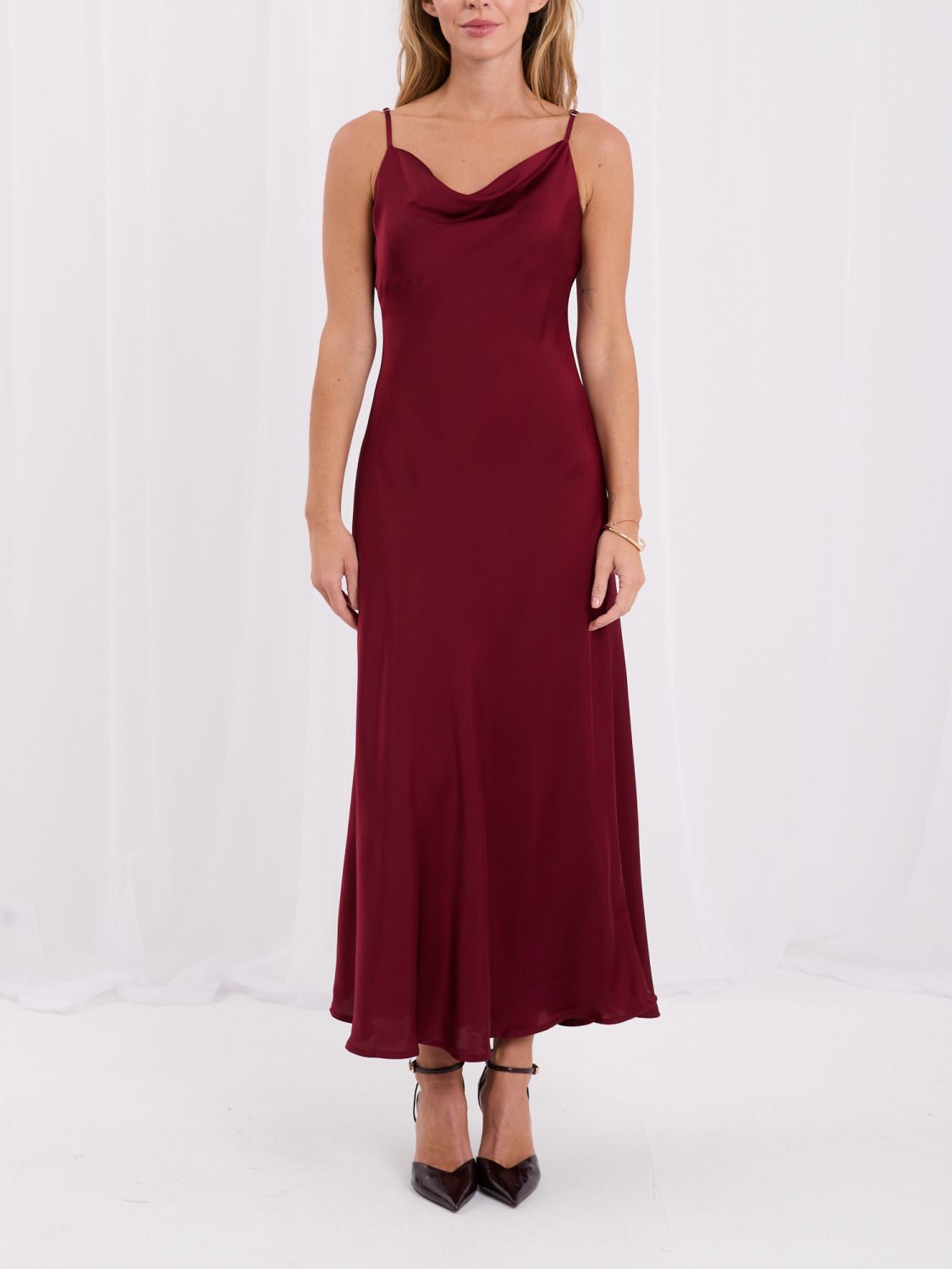Rochie midi bordo cu bretele reglabile