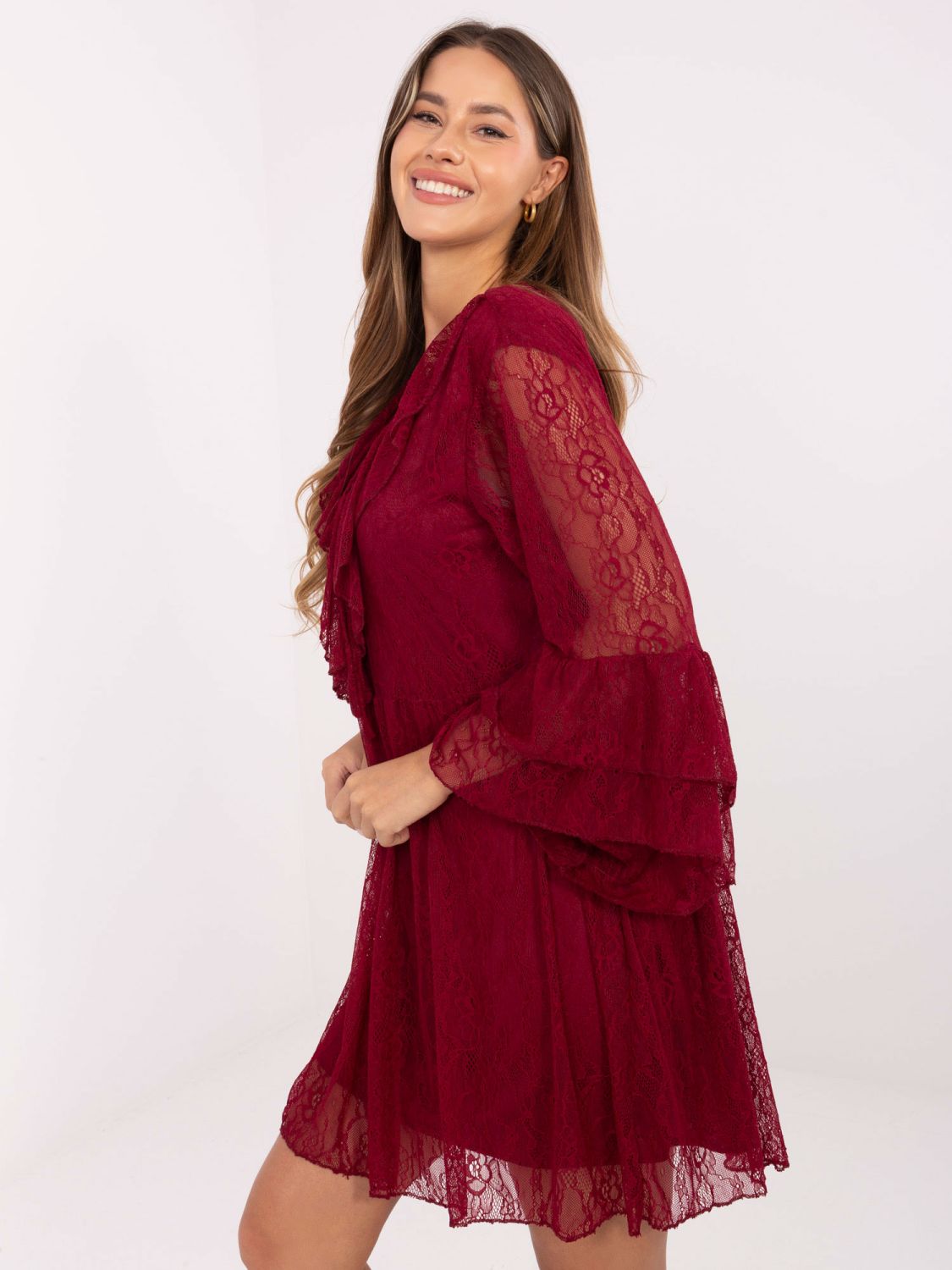 Rochie mini bordo în A cu dantelă și șnur